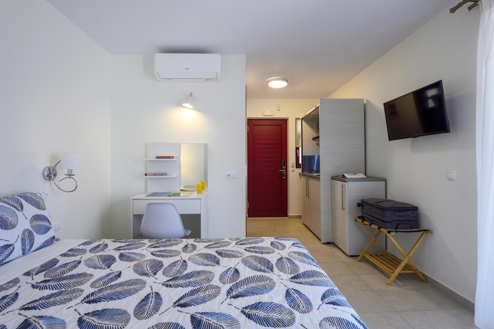 Elpiniki Luxury Rooms 尼坡帝 外观 照片